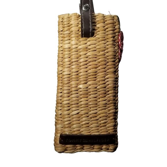 Tommy Hilfiger Handbag MCM Basket Weave Design Floral Check Accents Designer - Picture 3 of 7